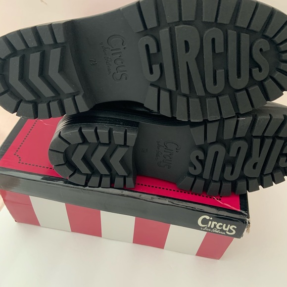 Sam Edelman - Gili combat boots in sizes 7.5 & 8.5 - Picture 6 of 8